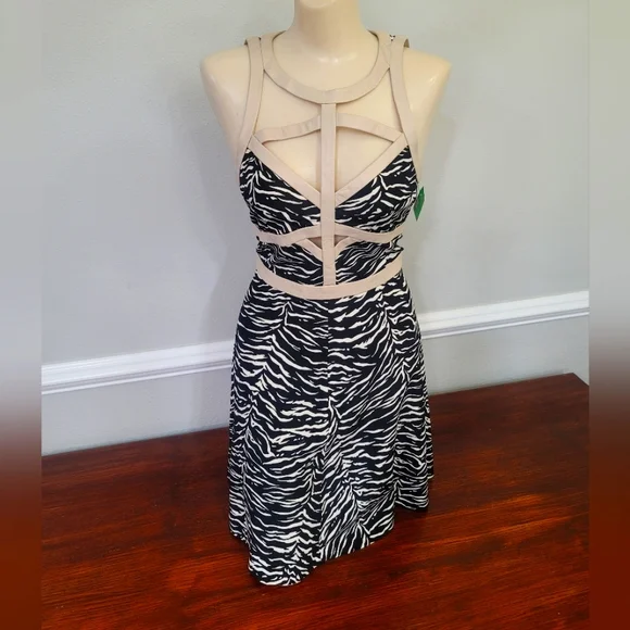 green emerald velvet dress Harper Lamb Leather Dress – Rebecca Minkoff main image 0
